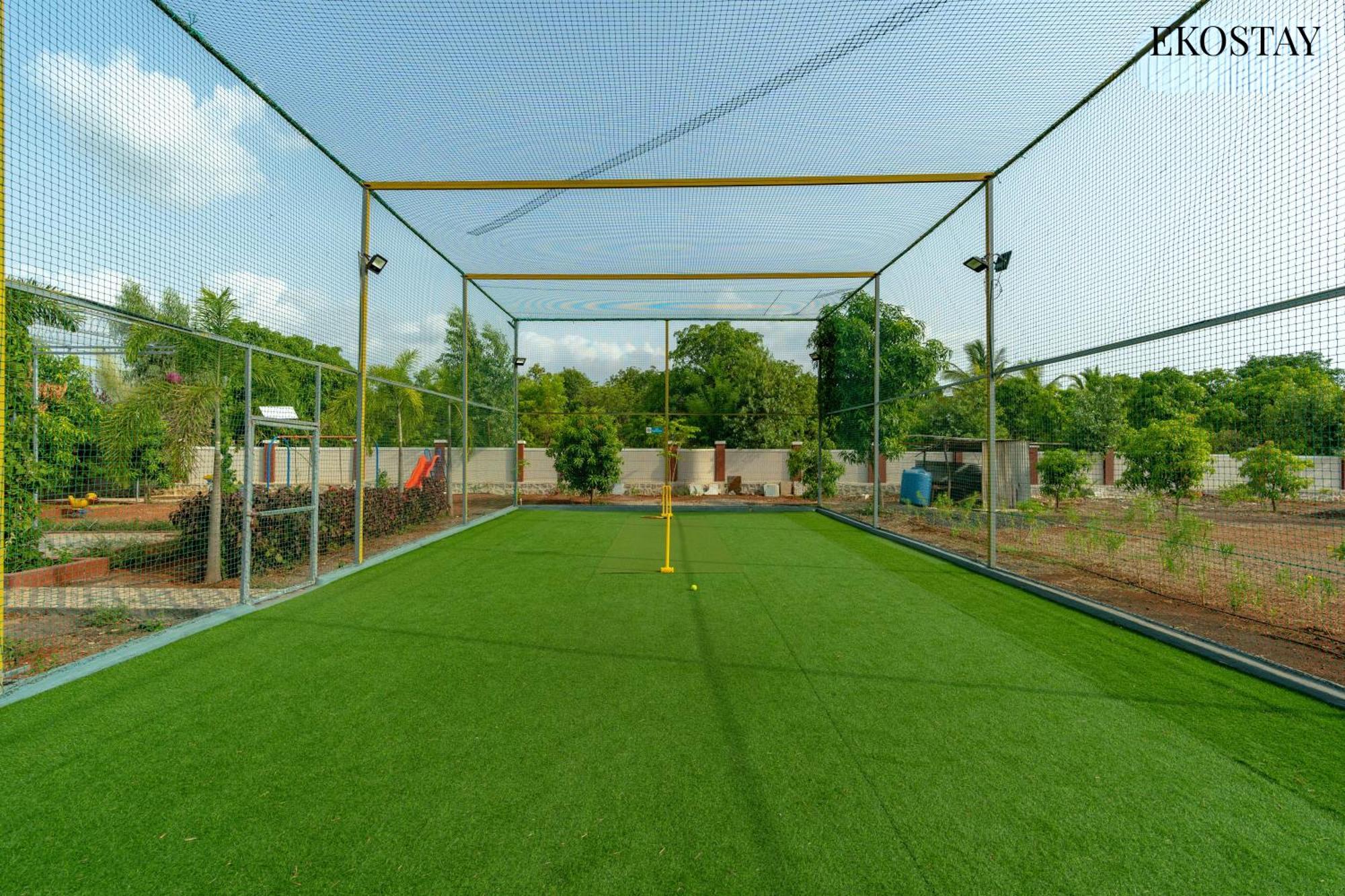 Ekostay Gold Palm Estate I Cricket Turf I Rain Dance I 2 Acre Property Karjat Buitenkant foto